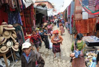 Τσιτσικαστενάγκο, μια αγορά στην Γουατεμάλα πραγματική ατραξιόν