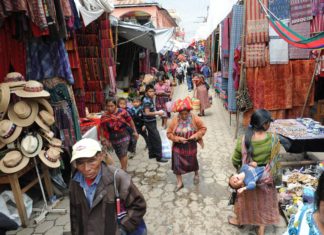 Τσιτσικαστενάγκο, μια αγορά στην Γουατεμάλα πραγματική ατραξιόν