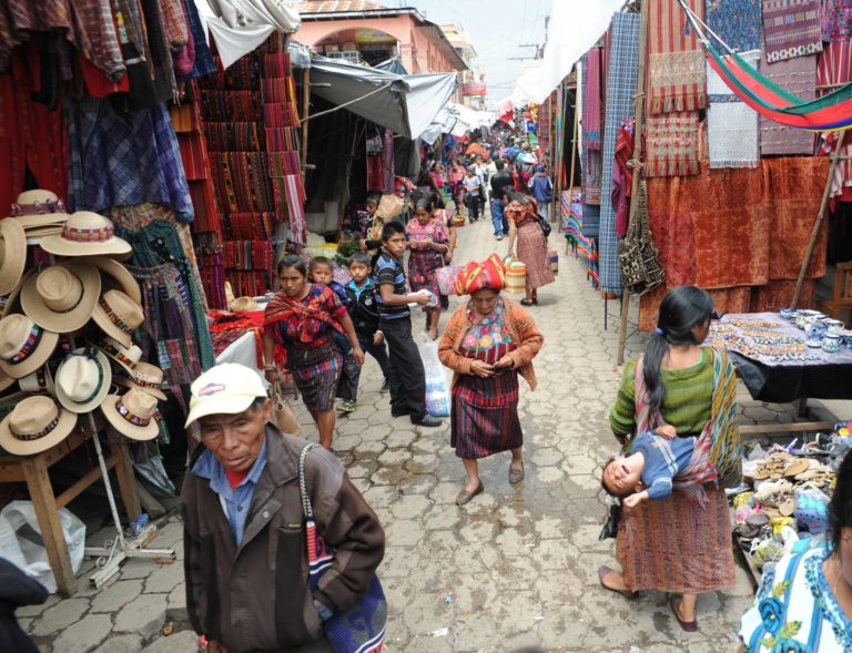 Τσιτσικαστενάγκο, μια αγορά στην Γουατεμάλα πραγματική ατραξιόν
