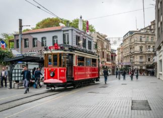 Διασκέδαση στην Κωνσταντινούπολη
