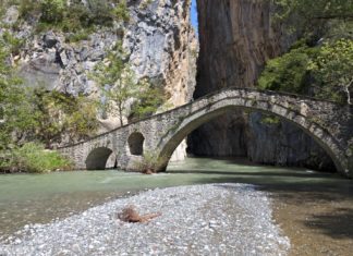 Γρεβενά: Γεφύρια, φαράγγια και μανιτάρια