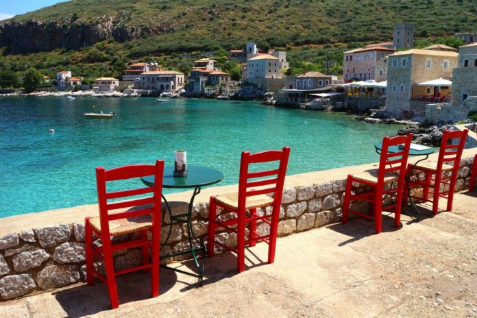 traditional-cafe-mani